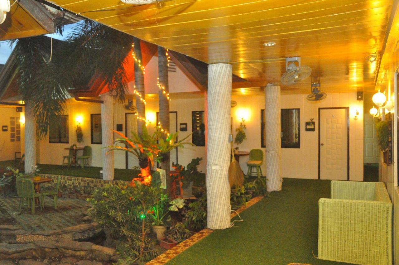 Infinite Green Pension Puerto Princesa Bagian luar foto