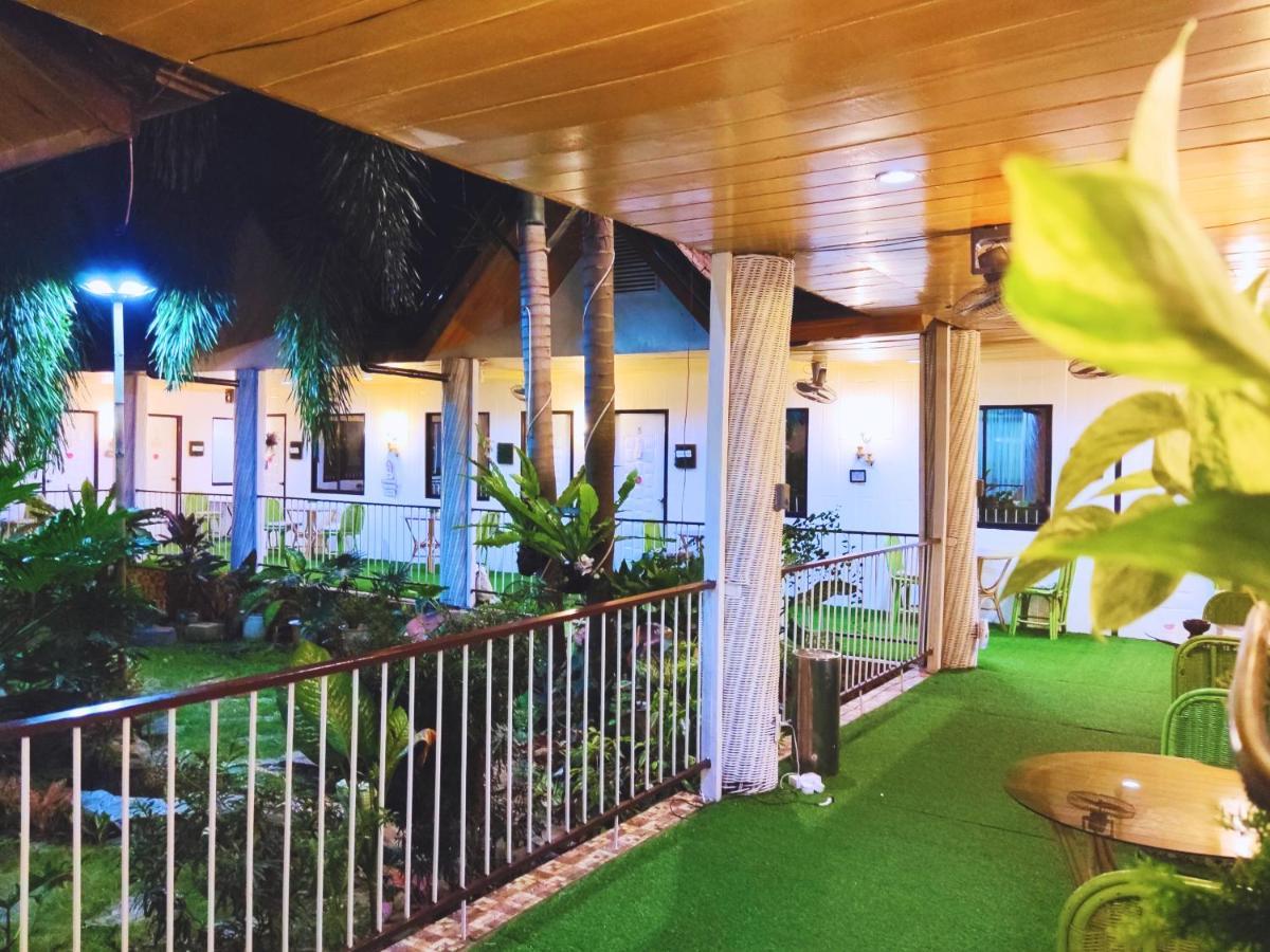 Infinite Green Pension Puerto Princesa Bagian luar foto